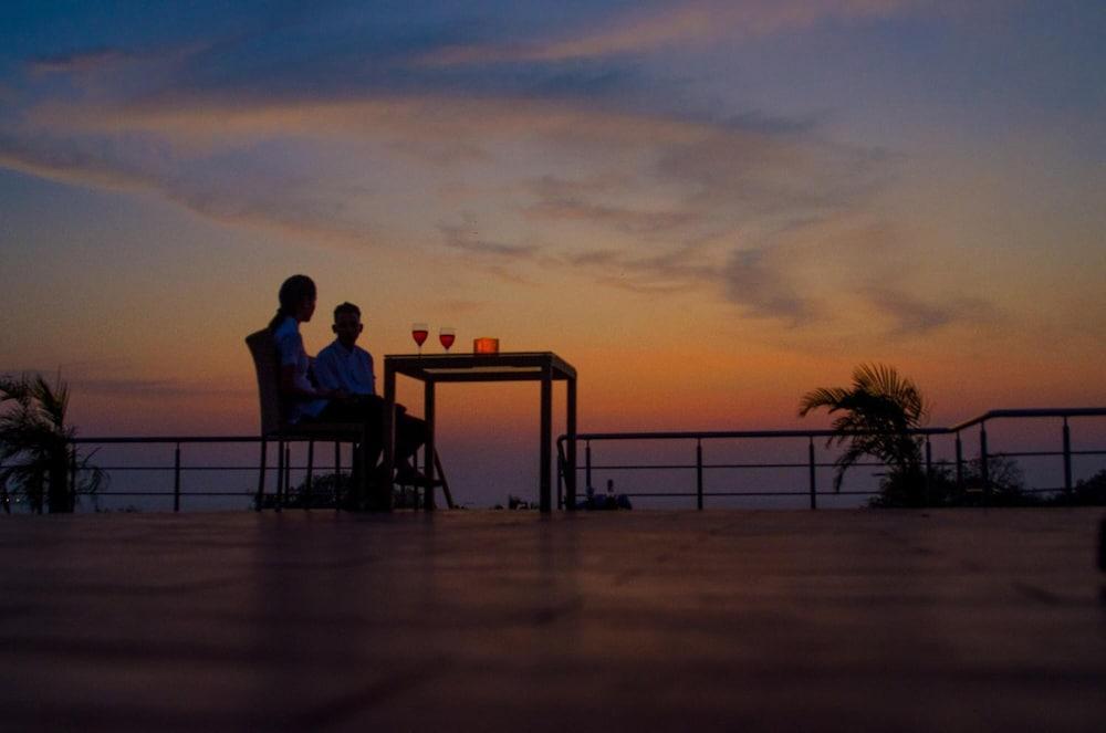 Acacia Goa Hotell Sinquerim Exteriör bild